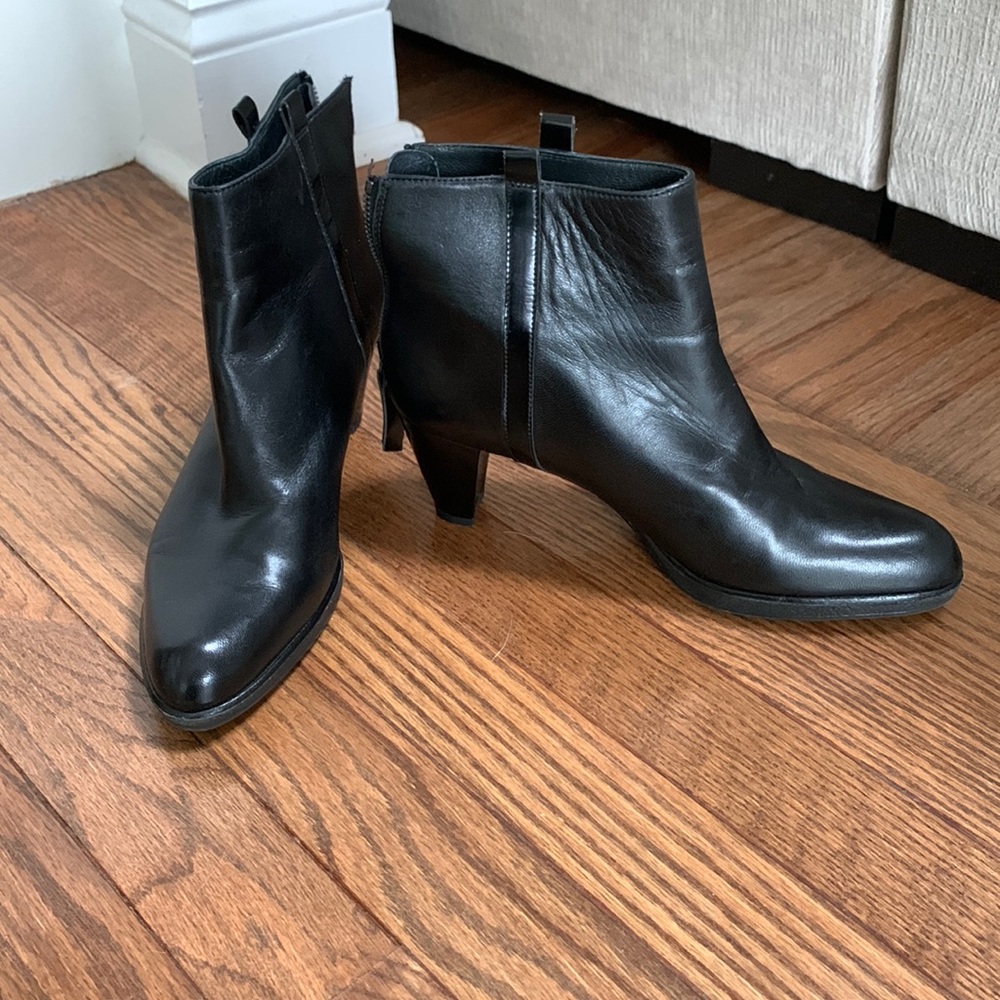 Stuart Weitzman black leather booties